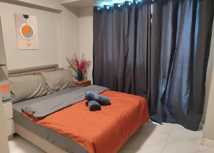 Bs651 With Balcony And Free Pool Apartment *