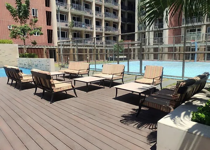 Bs651 With Balcony And Free Pool * Manila