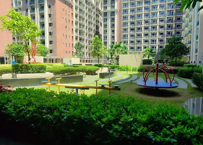 Bs651 With Balcony And Free Pool Manila