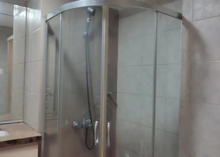 Bs651 With Balcony And Free Pool Apartment Manila